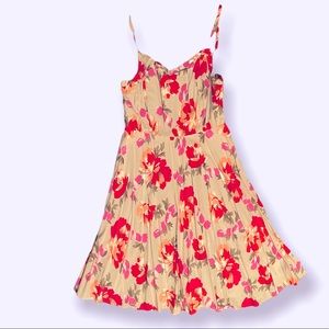 Floral sweetheart neckline dress